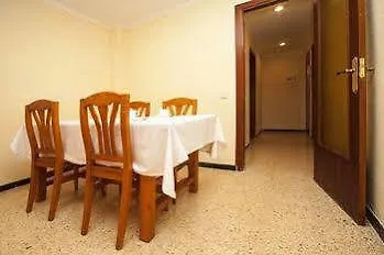 סאלו Apartamentos Bahia Dorada מלון